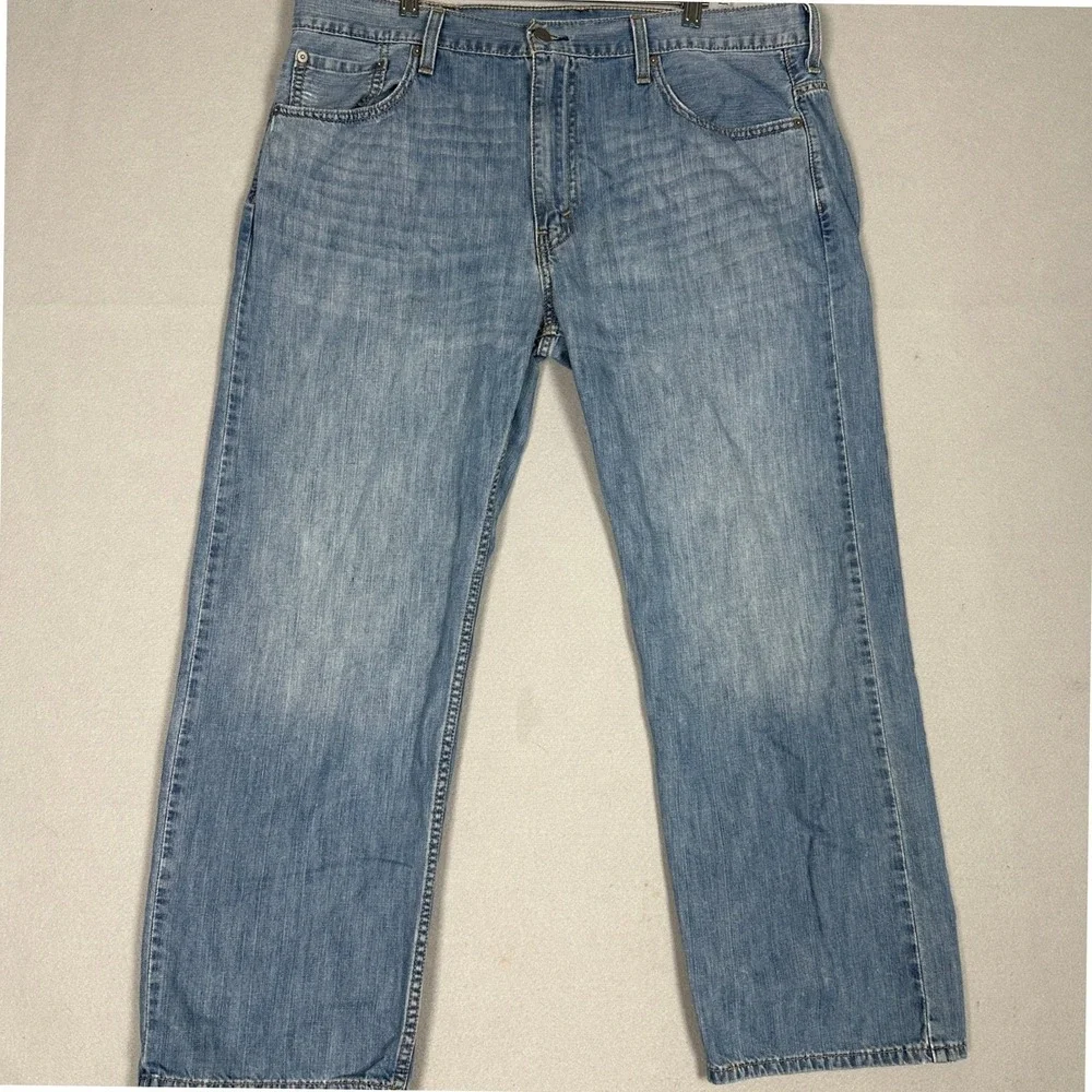 Levis 569 Jeans Mens 38X30 Light Wash Blue Loose Straight Leg 5-Pocket Denim